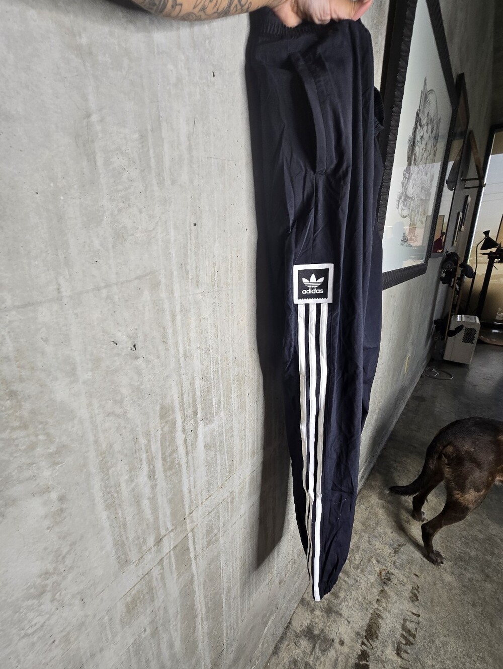 Adidas unisex Size XL Skateboarding Pants